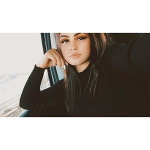 Meet your Posher, Bianca